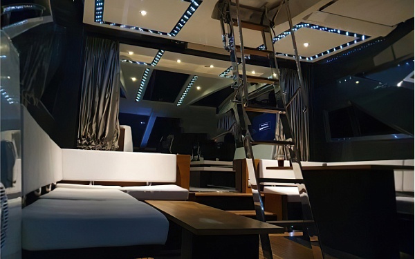 Продается моторная яхта Galeon 700 Skydeck